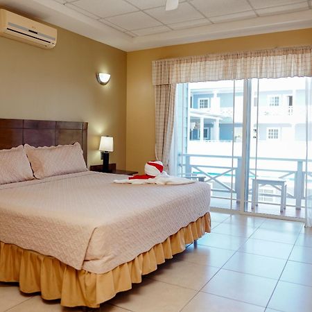 Hotel Casona Del Lago Flores Extérieur photo
