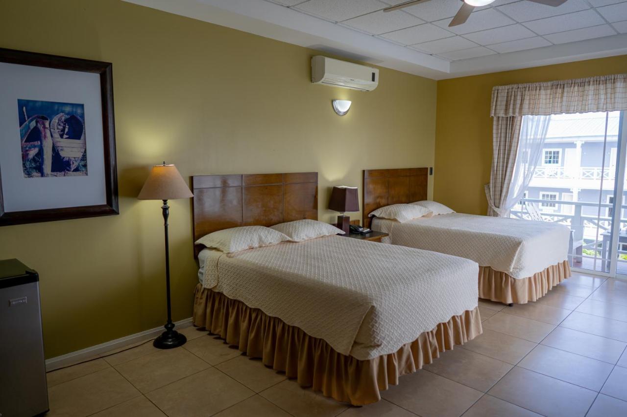Hotel Casona Del Lago Flores Extérieur photo