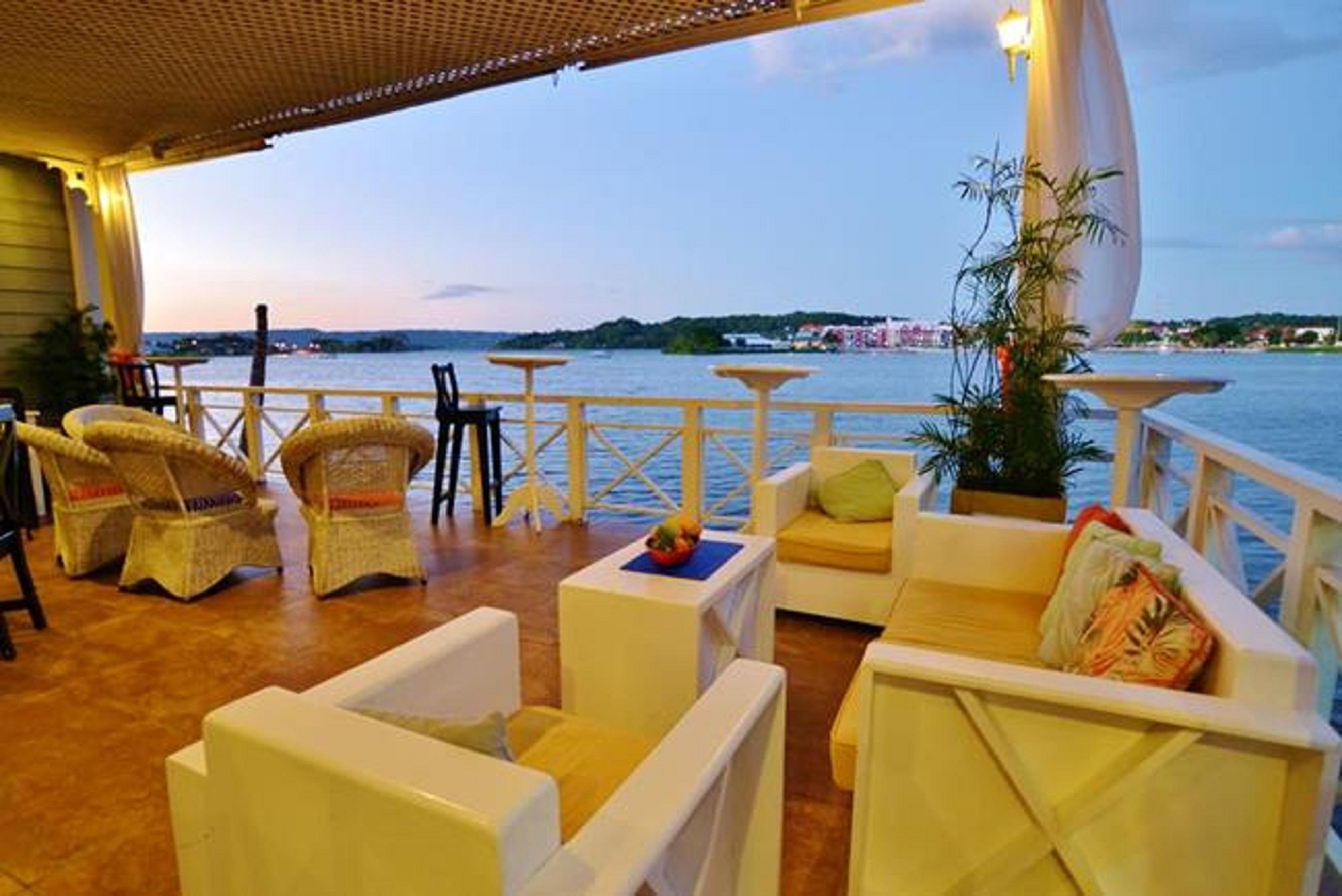Hotel Casona Del Lago Flores Extérieur photo
